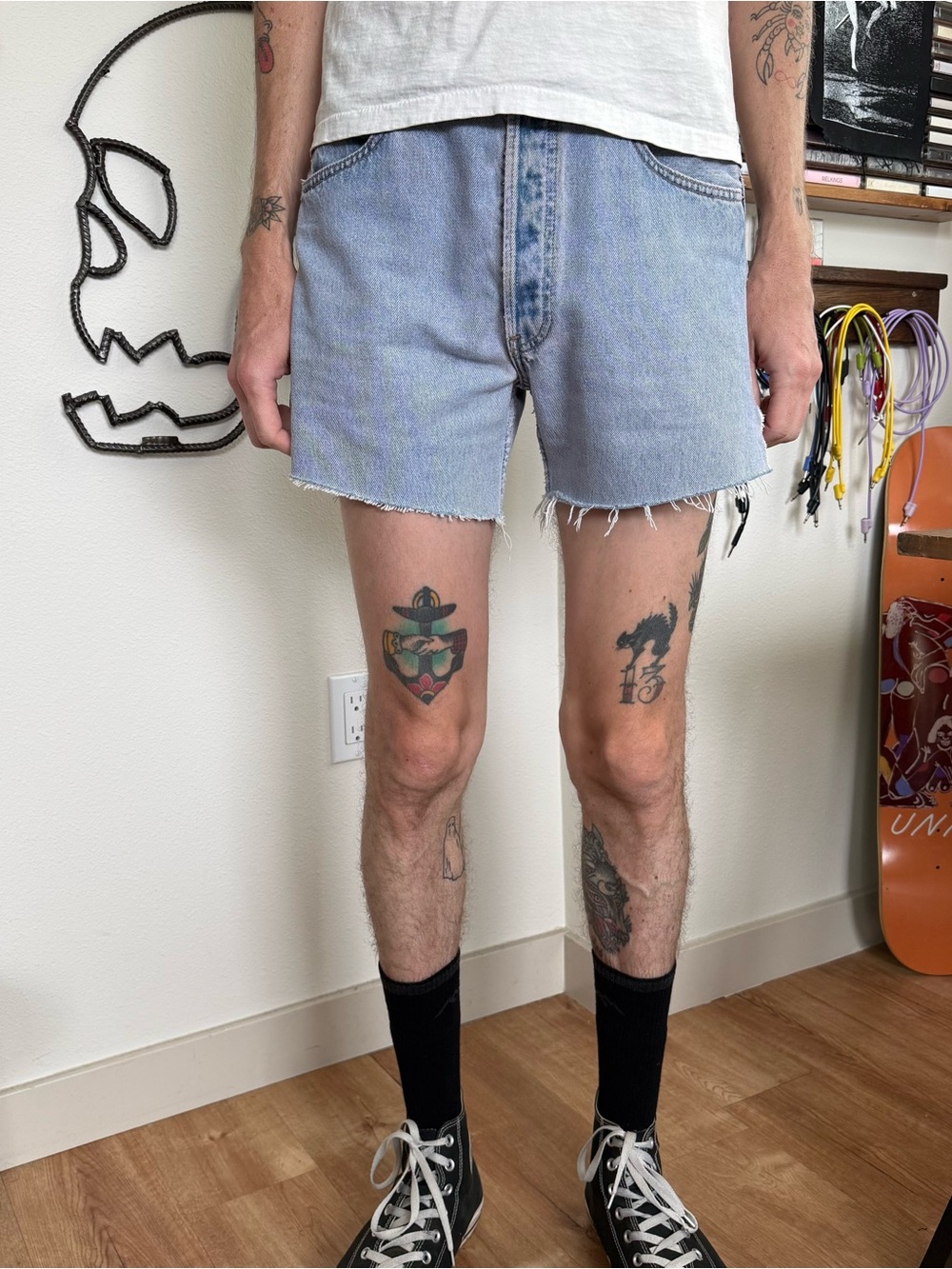 Vintage 80s 90s Levis 501 Cutoff Jorts Denim Shorts ~ Size 32